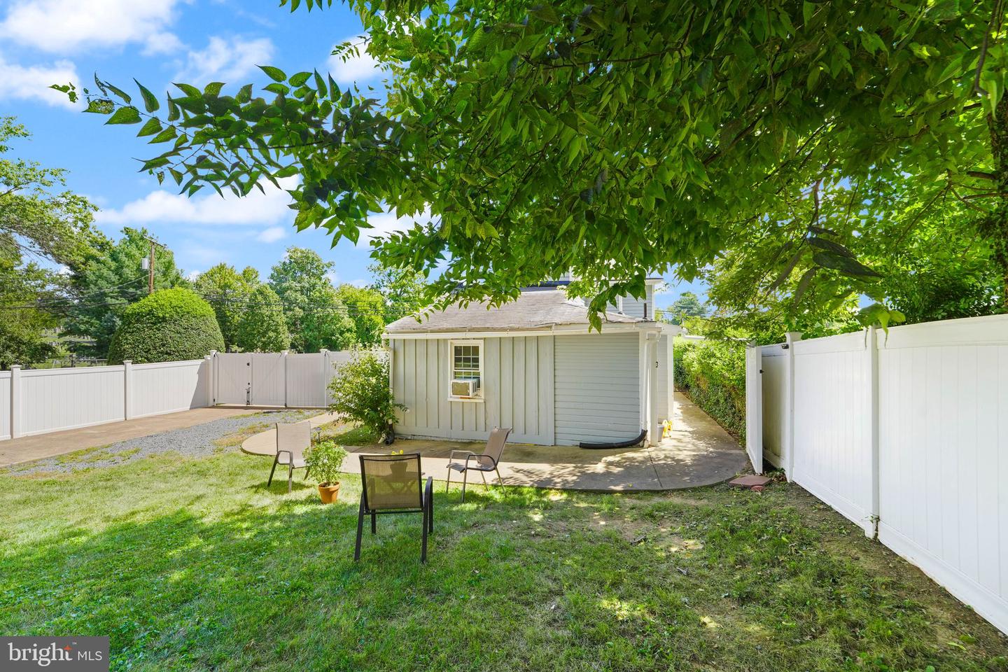 239 OLD WATERFORD RD NW, LEESBURG, Virginia 20176, 3 Bedrooms Bedrooms, ,2 BathroomsBathrooms,Residential,For sale,239 OLD WATERFORD RD NW,VALO2105376 MLS # VALO2105376
