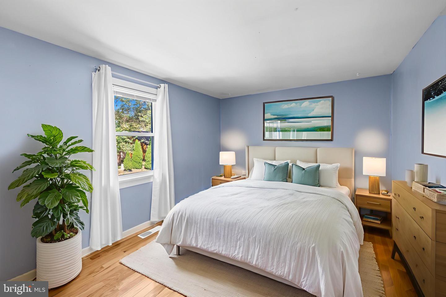 3123 PEBBLE HILL LN, FAIRFAX, Virginia 22031, 3 Bedrooms Bedrooms, ,2 BathroomsBathrooms,Residential,For sale,3123 PEBBLE HILL LN,VAFX2263418 MLS # VAFX2263418