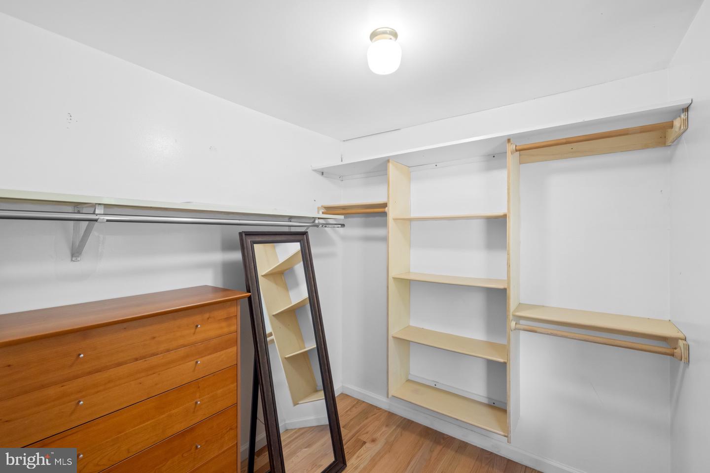 3123 PEBBLE HILL LN, FAIRFAX, Virginia 22031, 3 Bedrooms Bedrooms, ,2 BathroomsBathrooms,Residential,For sale,3123 PEBBLE HILL LN,VAFX2263418 MLS # VAFX2263418