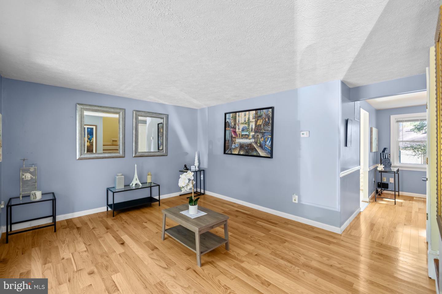 3123 PEBBLE HILL LN, FAIRFAX, Virginia 22031, 3 Bedrooms Bedrooms, ,2 BathroomsBathrooms,Residential,For sale,3123 PEBBLE HILL LN,VAFX2263418 MLS # VAFX2263418