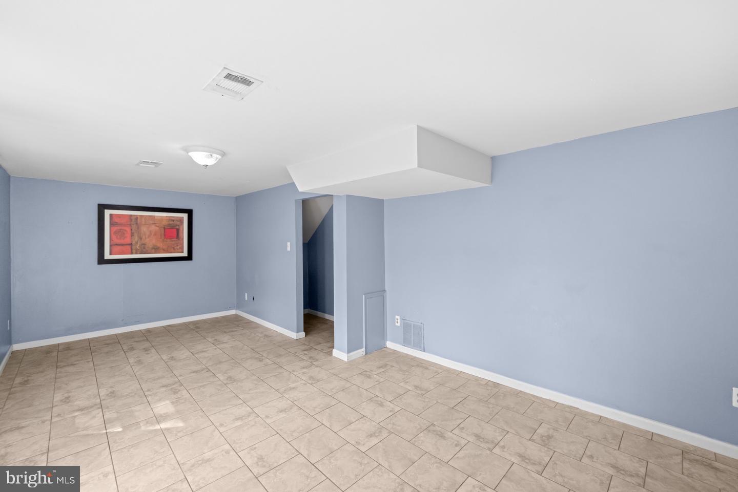 3123 PEBBLE HILL LN, FAIRFAX, Virginia 22031, 3 Bedrooms Bedrooms, ,2 BathroomsBathrooms,Residential,For sale,3123 PEBBLE HILL LN,VAFX2263418 MLS # VAFX2263418