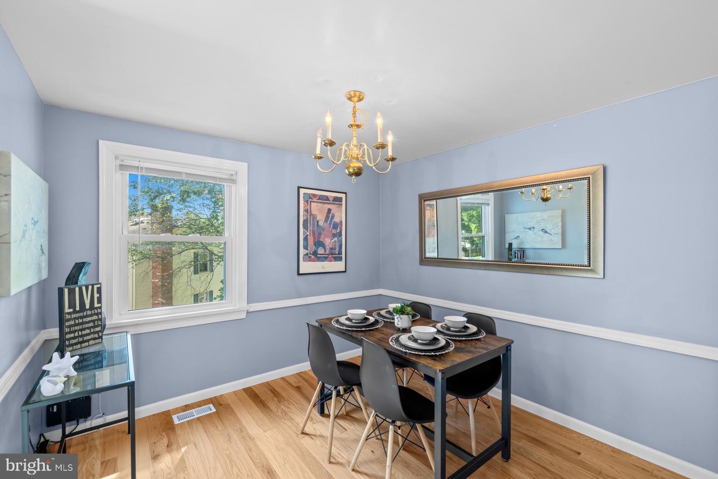 3123 PEBBLE HILL LN, FAIRFAX, Virginia 22031, 3 Bedrooms Bedrooms, ,2 BathroomsBathrooms,Residential,For sale,3123 PEBBLE HILL LN,VAFX2263418 MLS # VAFX2263418