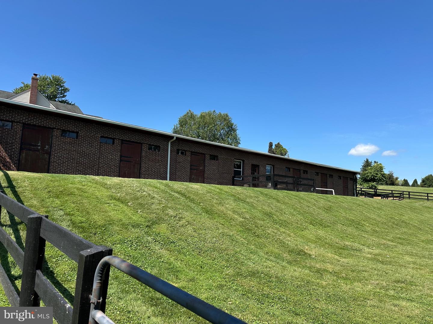 41113 CANONGATE DR, LEESBURG, Virginia 20175, 8 Bedrooms Bedrooms, ,6 BathroomsBathrooms,Residential,For sale,41113 CANONGATE DR,VALO2105428 MLS # VALO2105428