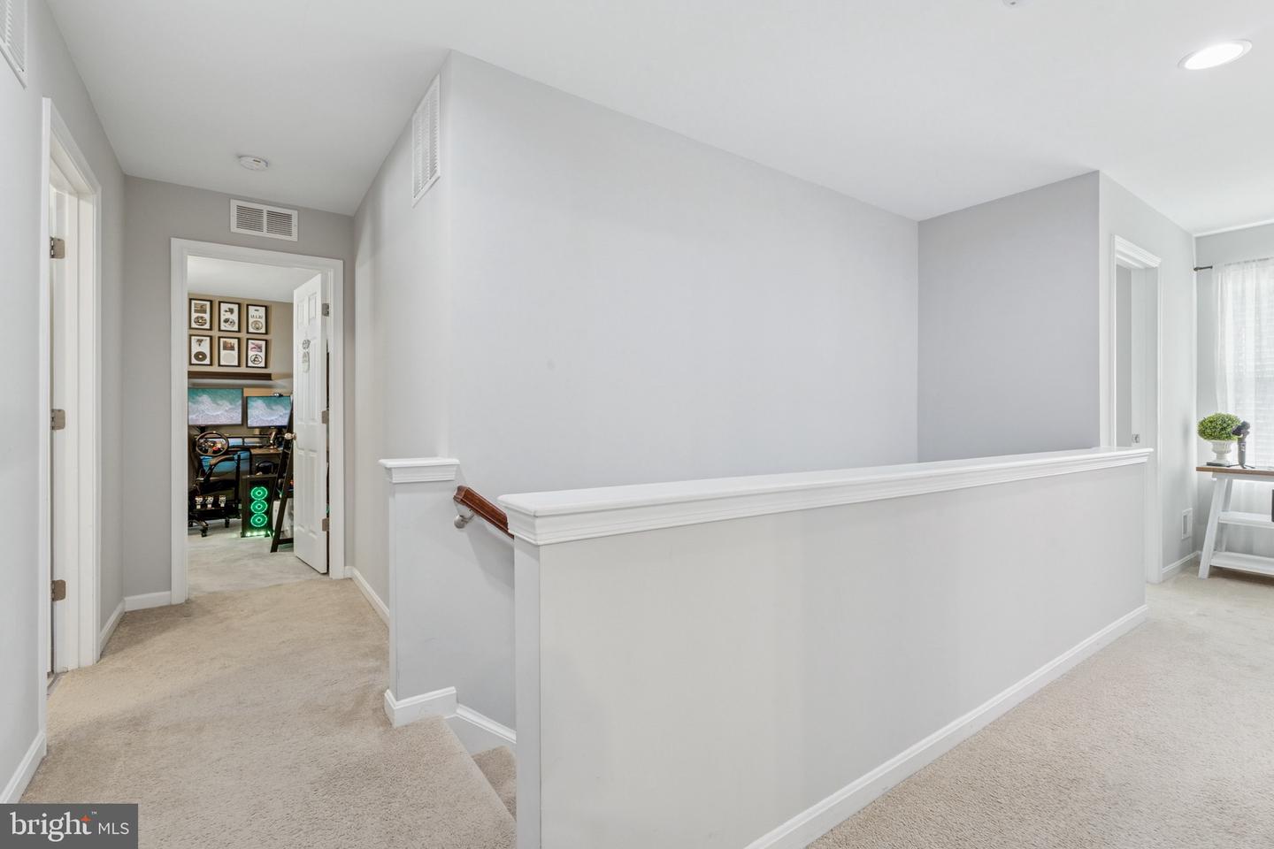 8 WORSHAM LN, FREDERICKSBURG, Virginia 22405, 4 Bedrooms Bedrooms, ,3 BathroomsBathrooms,Residential,For sale,8 WORSHAM LN,VAST2042176 MLS # VAST2042176