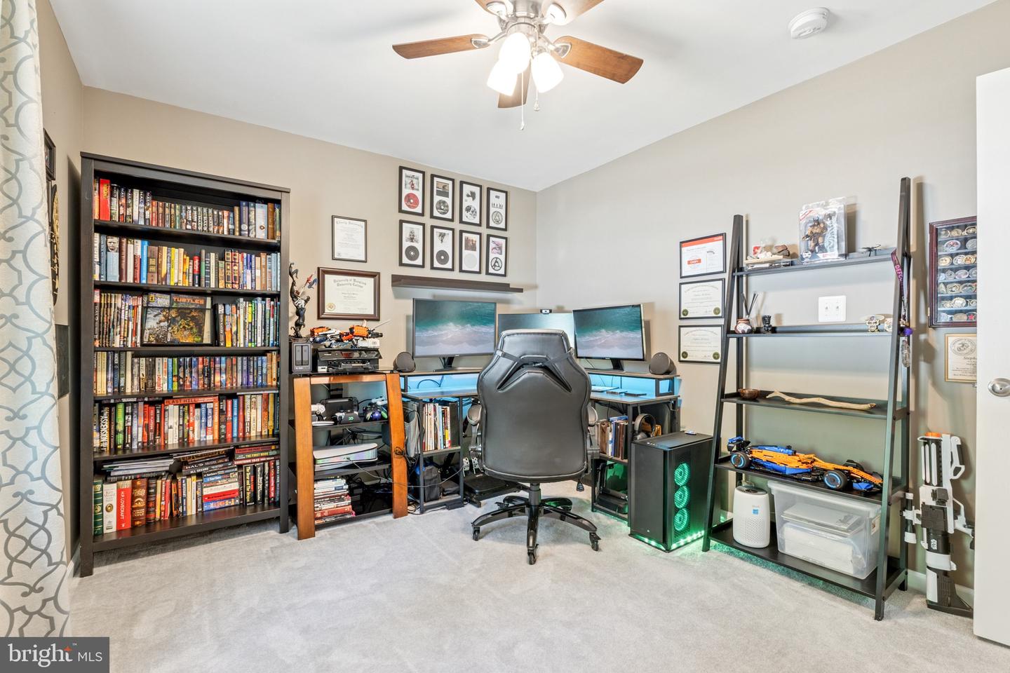 8 WORSHAM LN, FREDERICKSBURG, Virginia 22405, 4 Bedrooms Bedrooms, ,3 BathroomsBathrooms,Residential,For sale,8 WORSHAM LN,VAST2042176 MLS # VAST2042176