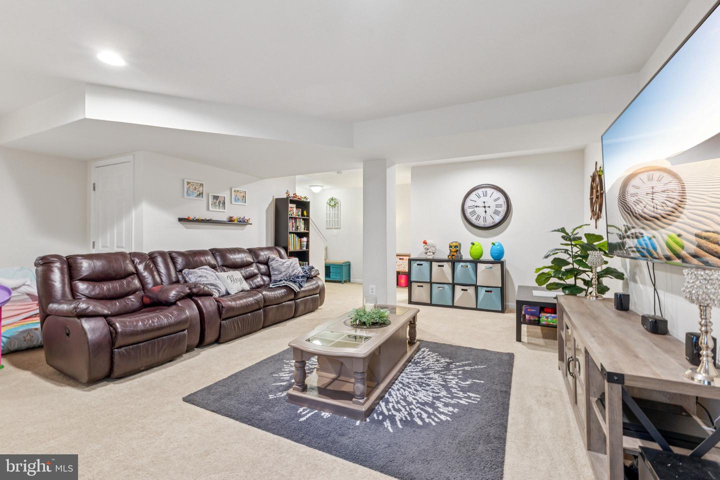 8 WORSHAM LN, FREDERICKSBURG, Virginia 22405, 4 Bedrooms Bedrooms, ,3 BathroomsBathrooms,Residential,For sale,8 WORSHAM LN,VAST2042176 MLS # VAST2042176