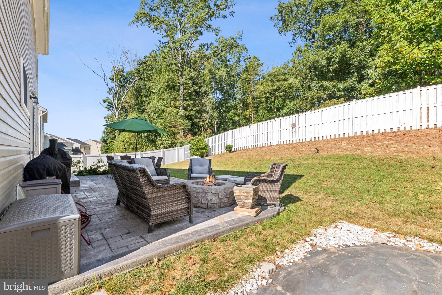 8 WORSHAM LN, FREDERICKSBURG, Virginia 22405, 4 Bedrooms Bedrooms, ,3 BathroomsBathrooms,Residential,For sale,8 WORSHAM LN,VAST2042176 MLS # VAST2042176