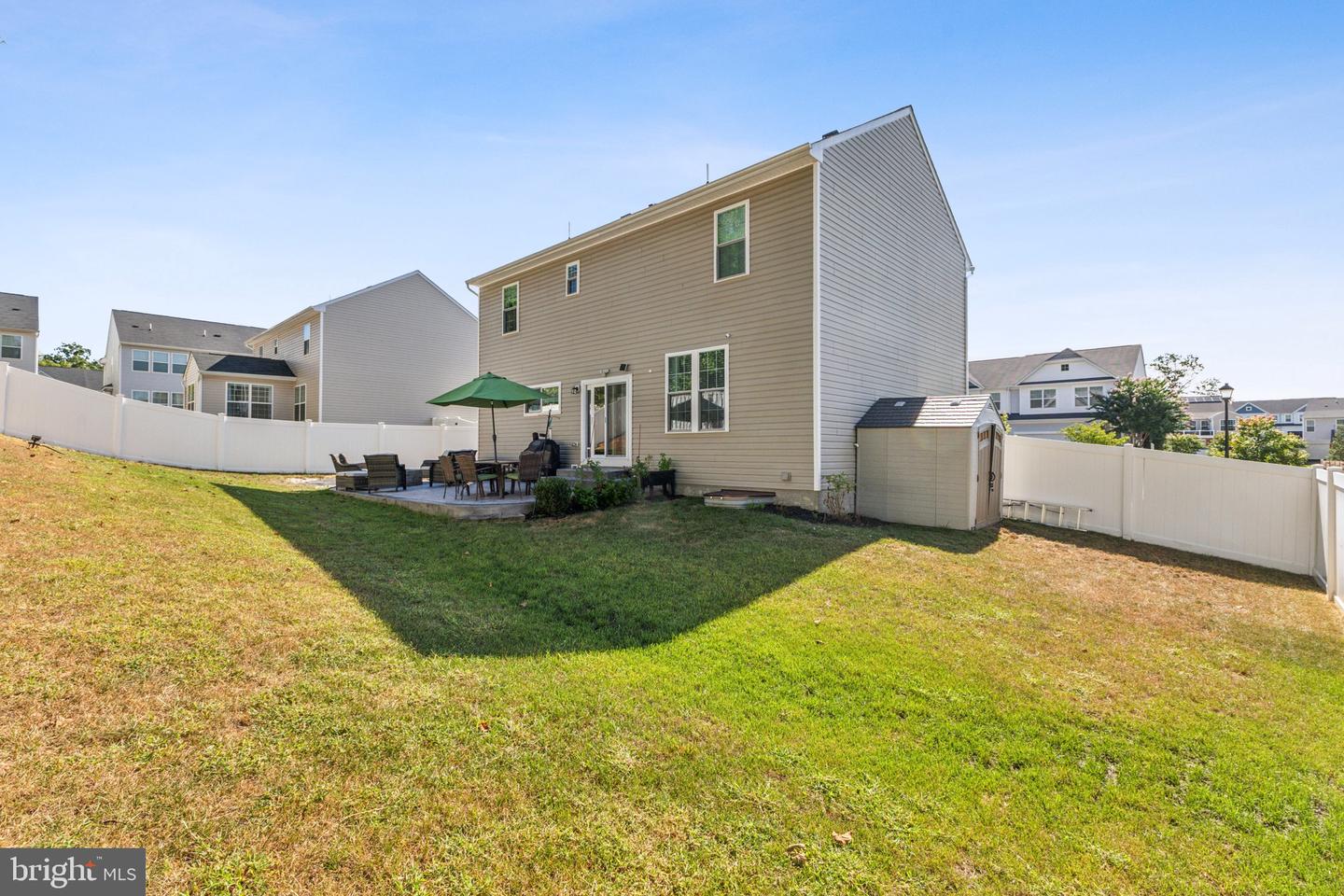 8 WORSHAM LN, FREDERICKSBURG, Virginia 22405, 4 Bedrooms Bedrooms, ,3 BathroomsBathrooms,Residential,For sale,8 WORSHAM LN,VAST2042176 MLS # VAST2042176