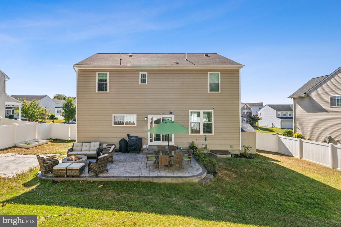 8 WORSHAM LN, FREDERICKSBURG, Virginia 22405, 4 Bedrooms Bedrooms, ,3 BathroomsBathrooms,Residential,For sale,8 WORSHAM LN,VAST2042176 MLS # VAST2042176