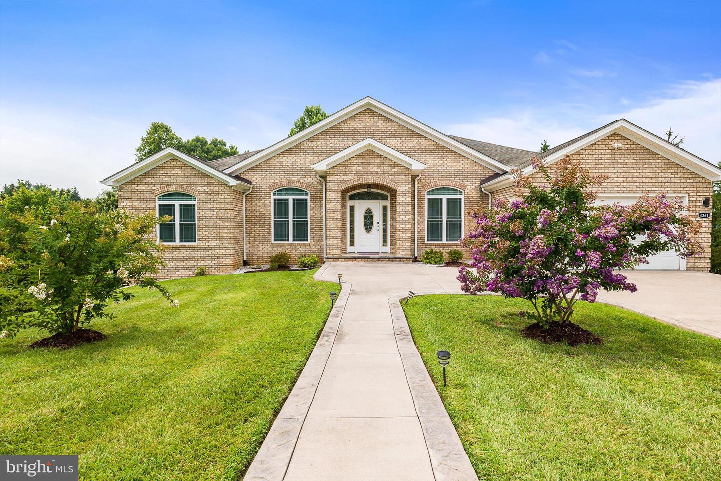4261 AJAX CT, ROCKINGHAM, Virginia 22801, 6 Bedrooms Bedrooms, ,4 BathroomsBathrooms,Residential,For sale,4261 AJAX CT,VARO2002526 MLS # VARO2002526