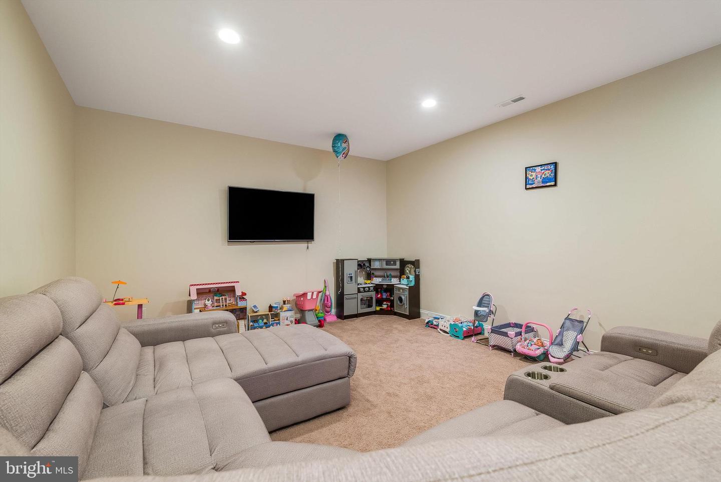 4261 AJAX CT, ROCKINGHAM, Virginia 22801, 6 Bedrooms Bedrooms, ,4 BathroomsBathrooms,Residential,For sale,4261 AJAX CT,VARO2002526 MLS # VARO2002526