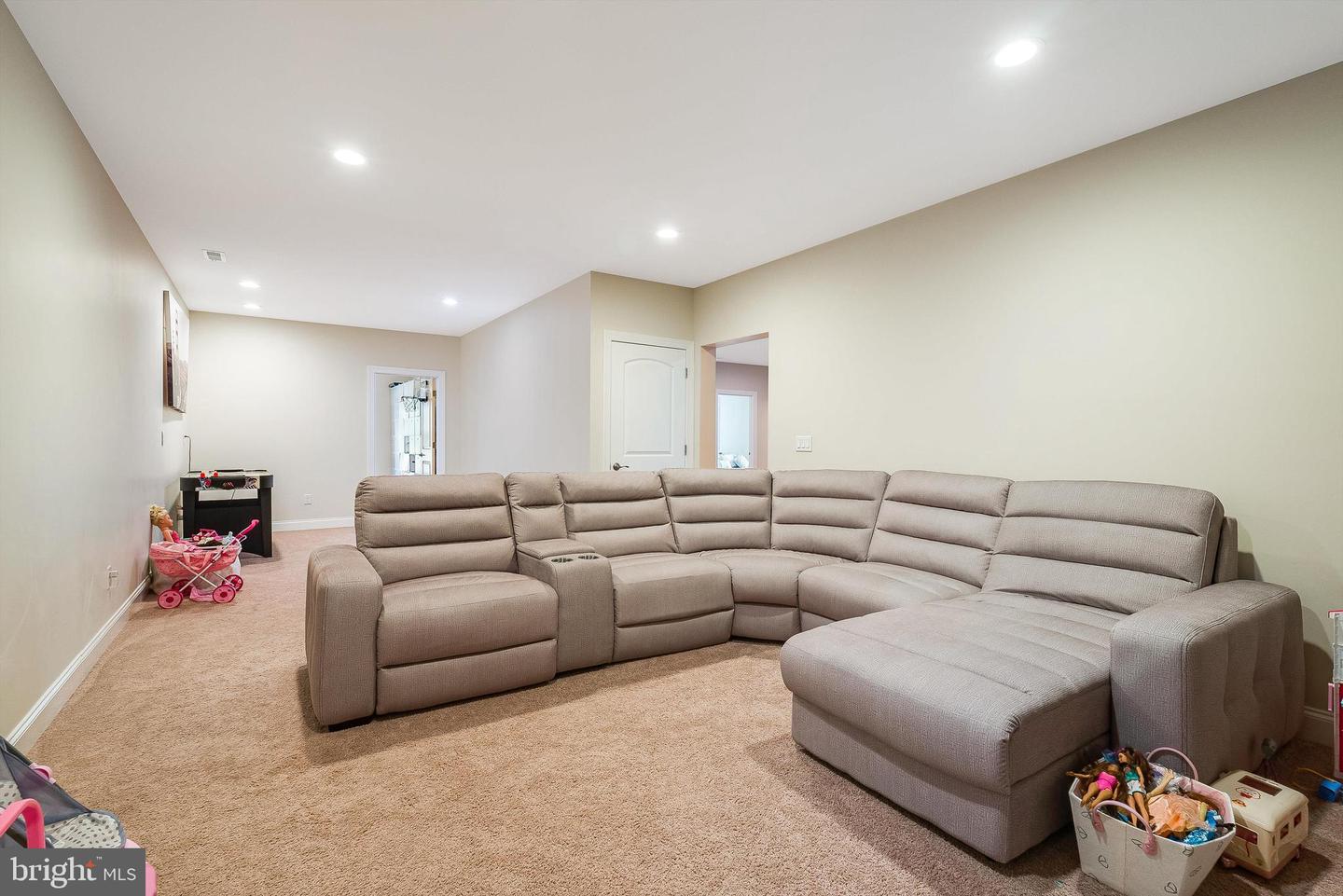 4261 AJAX CT, ROCKINGHAM, Virginia 22801, 6 Bedrooms Bedrooms, ,4 BathroomsBathrooms,Residential,For sale,4261 AJAX CT,VARO2002526 MLS # VARO2002526