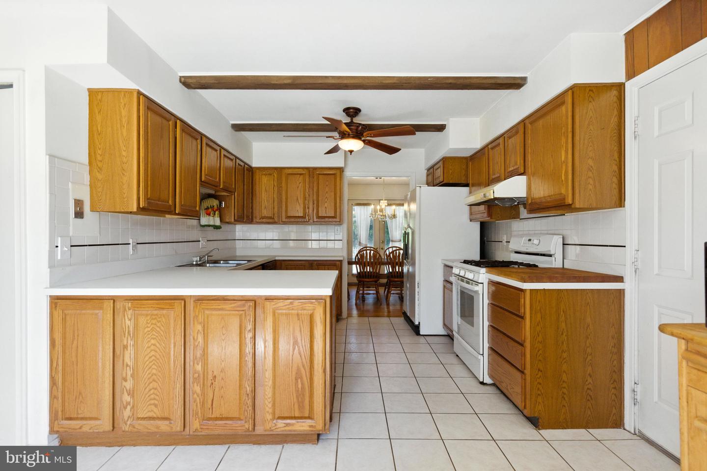 1238 STONEHAM CT, MCLEAN, Virginia 22101, 5 Bedrooms Bedrooms, ,2 BathroomsBathrooms,Residential,For sale,1238 STONEHAM CT,VAFX2263536 MLS # VAFX2263536