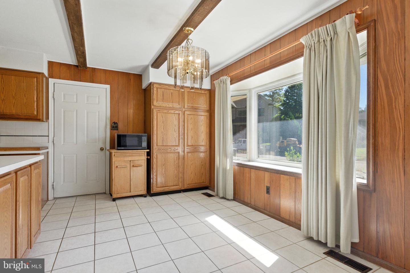 1238 STONEHAM CT, MCLEAN, Virginia 22101, 5 Bedrooms Bedrooms, ,2 BathroomsBathrooms,Residential,For sale,1238 STONEHAM CT,VAFX2263536 MLS # VAFX2263536