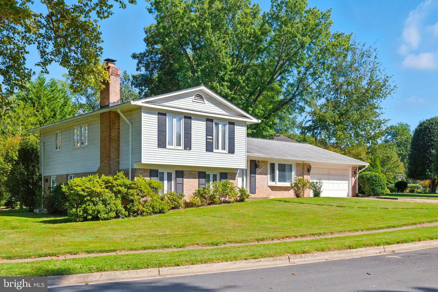 1238 STONEHAM CT, MCLEAN, Virginia 22101, 5 Bedrooms Bedrooms, ,2 BathroomsBathrooms,Residential,For sale,1238 STONEHAM CT,VAFX2263536 MLS # VAFX2263536