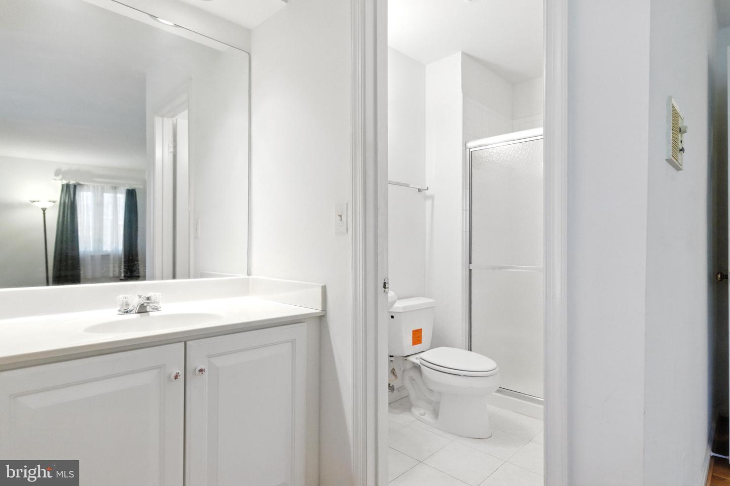 1238 STONEHAM CT, MCLEAN, Virginia 22101, 5 Bedrooms Bedrooms, ,2 BathroomsBathrooms,Residential,For sale,1238 STONEHAM CT,VAFX2263536 MLS # VAFX2263536