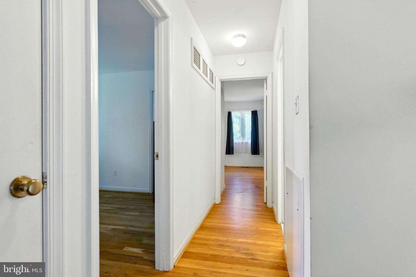 1238 STONEHAM CT, MCLEAN, Virginia 22101, 5 Bedrooms Bedrooms, ,2 BathroomsBathrooms,Residential,For sale,1238 STONEHAM CT,VAFX2263536 MLS # VAFX2263536