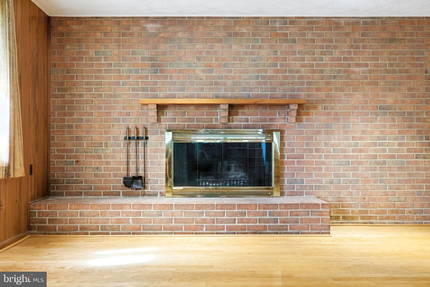 1238 STONEHAM CT, MCLEAN, Virginia 22101, 5 Bedrooms Bedrooms, ,2 BathroomsBathrooms,Residential,For sale,1238 STONEHAM CT,VAFX2263536 MLS # VAFX2263536