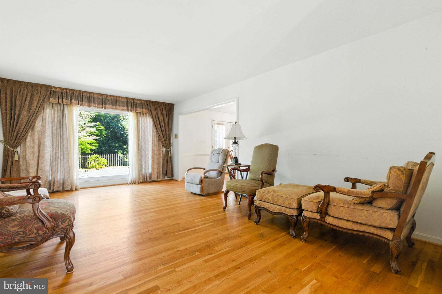 1238 STONEHAM CT, MCLEAN, Virginia 22101, 5 Bedrooms Bedrooms, ,2 BathroomsBathrooms,Residential,For sale,1238 STONEHAM CT,VAFX2263536 MLS # VAFX2263536