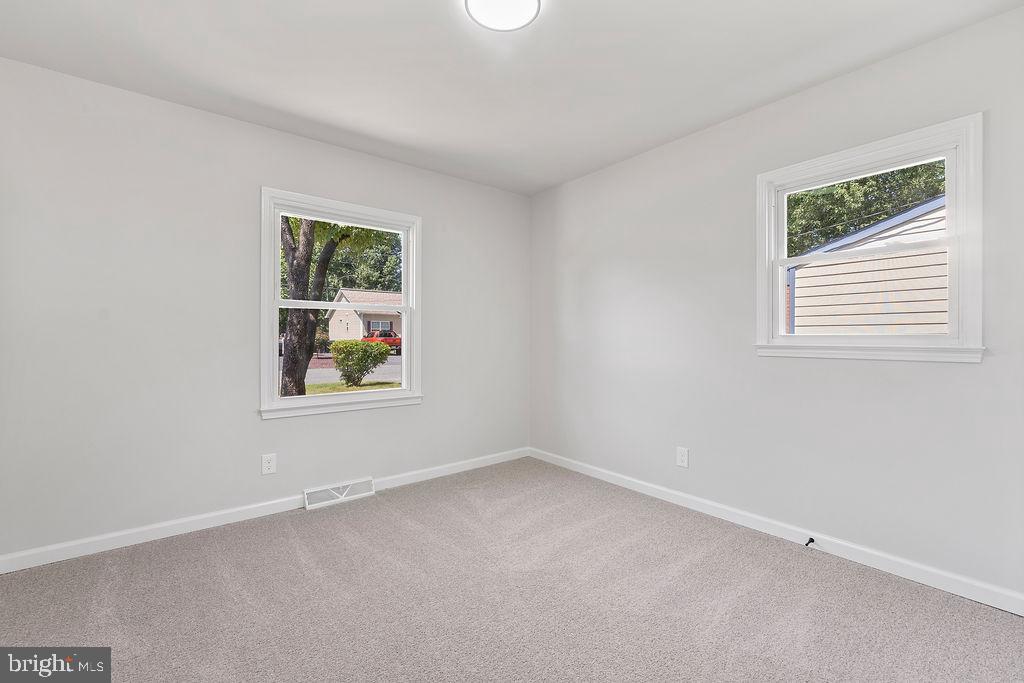 410 POWELL ST, FREDERICKSBURG, Virginia 22408, 3 Bedrooms Bedrooms, ,2 BathroomsBathrooms,Residential,For sale,410 POWELL ST,VASP2035826 MLS # VASP2035826