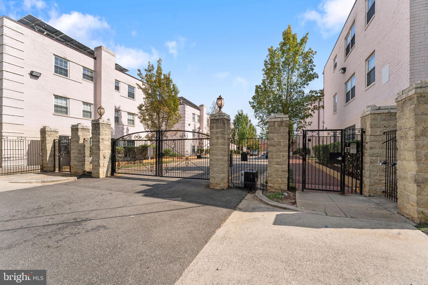 3201 8TH ST SE #10, WASHINGTON, District Of Columbia 20032, 1 Bedroom Bedrooms, ,1 BathroomBathrooms,Residential,For sale,3201 8TH ST SE #10,DCDC2216994 MLS # DCDC2216994 3201 8TH ST SE #10, WASHINGTON, District Of Columbia 20032, 1 Bedroom Bedrooms, ,1 BathroomBathrooms,Residential,For sale,3201 8TH ST SE #10,DCDC2216994 MLS # DCDC2216994