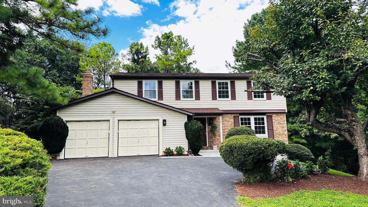 1140 RIVA RIDGE DR, GREAT FALLS, Virginia 22066, 4 Bedrooms Bedrooms, ,3 BathroomsBathrooms,Residential,For sale,1140 RIVA RIDGE DR,VAFX2263756 MLS # VAFX2263756