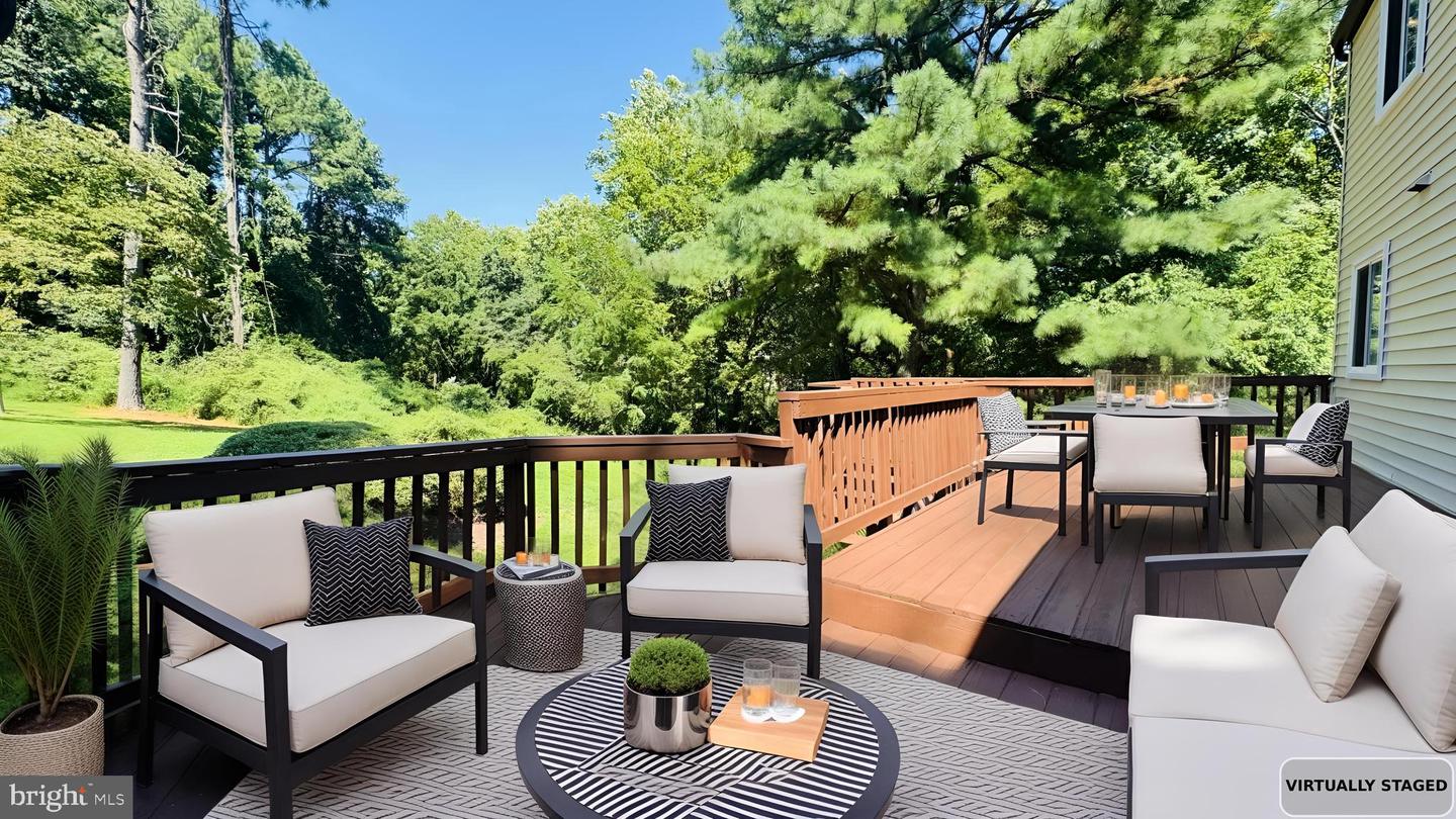 1140 RIVA RIDGE DR, GREAT FALLS, Virginia 22066, 4 Bedrooms Bedrooms, ,3 BathroomsBathrooms,Residential,For sale,1140 RIVA RIDGE DR,VAFX2263756 MLS # VAFX2263756