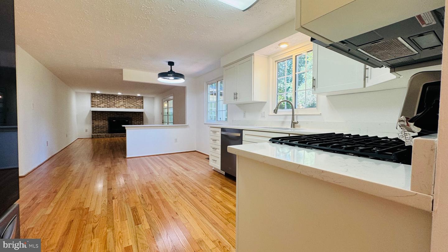 1140 RIVA RIDGE DR, GREAT FALLS, Virginia 22066, 4 Bedrooms Bedrooms, ,3 BathroomsBathrooms,Residential,For sale,1140 RIVA RIDGE DR,VAFX2263756 MLS # VAFX2263756