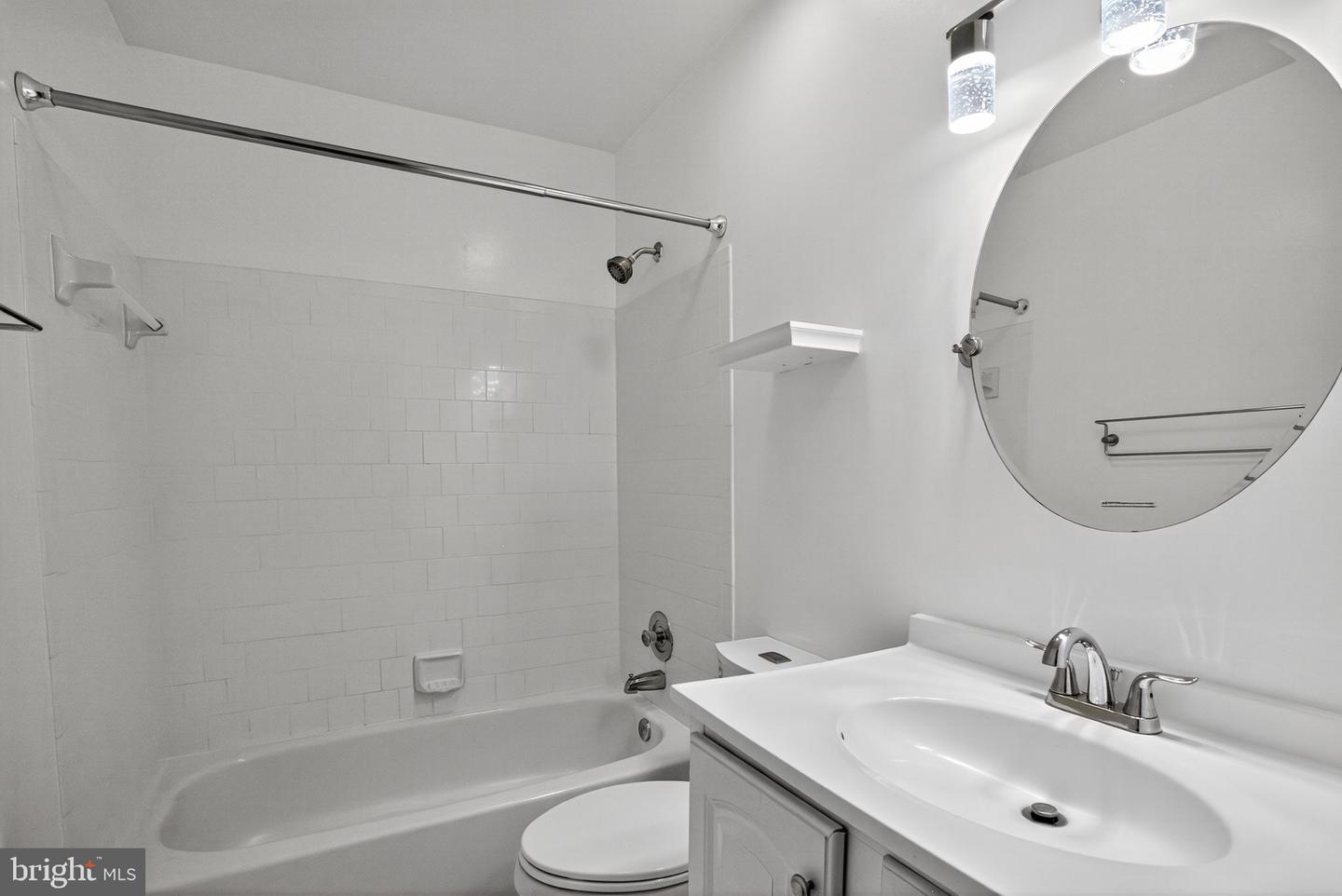 8530 SOUTHLAWN CT, ALEXANDRIA, Virginia 22309, 2 Bedrooms Bedrooms, ,1 BathroomBathrooms,Residential,For sale,8530 SOUTHLAWN CT,VAFX2263770 MLS # VAFX2263770