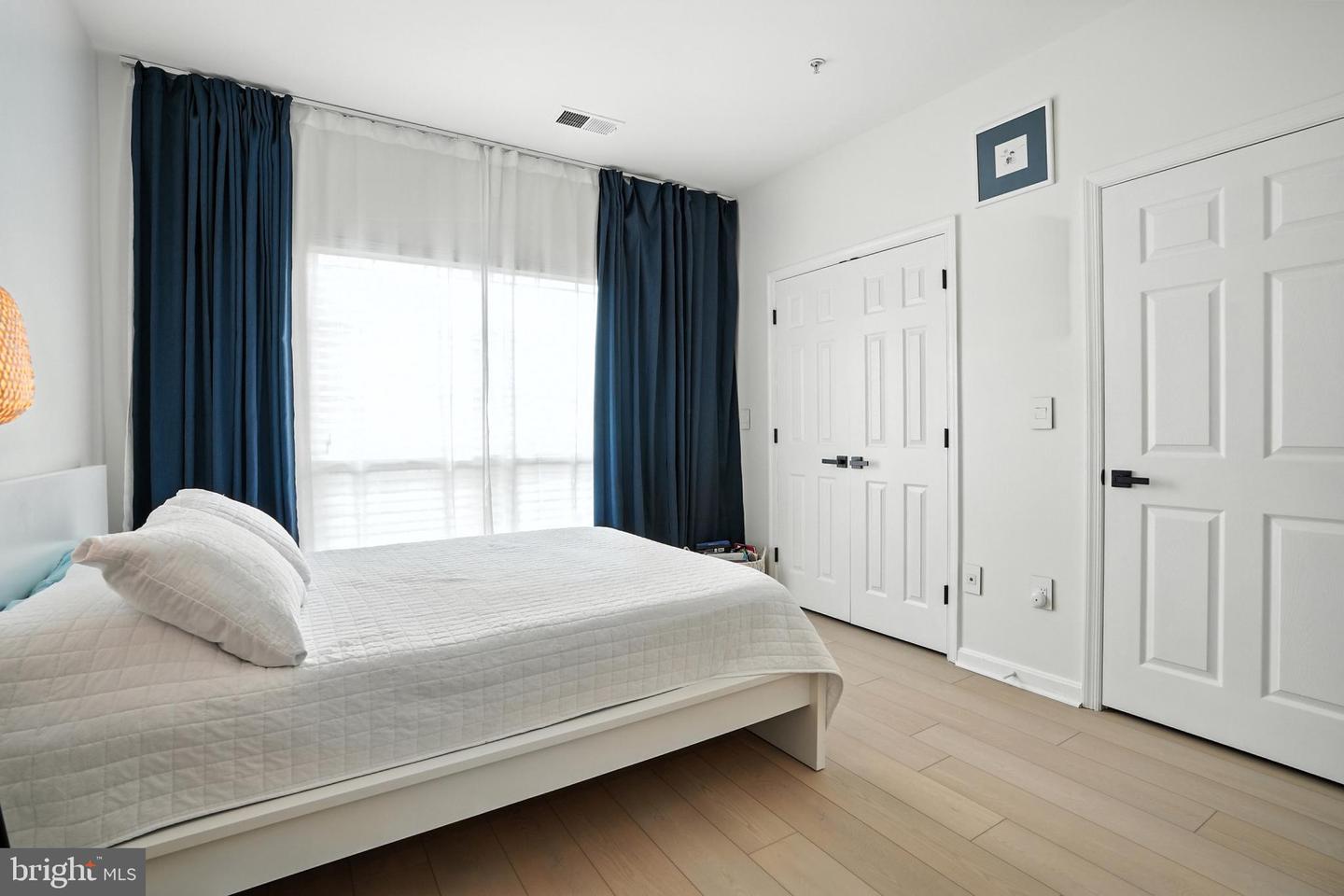 4850 EISENHOWER AVE #302, ALEXANDRIA, Virginia 22304, 2 Bedrooms Bedrooms, ,2 BathroomsBathrooms,Residential,For sale,4850 EISENHOWER AVE #302,VAAX2049076 MLS # VAAX2049076