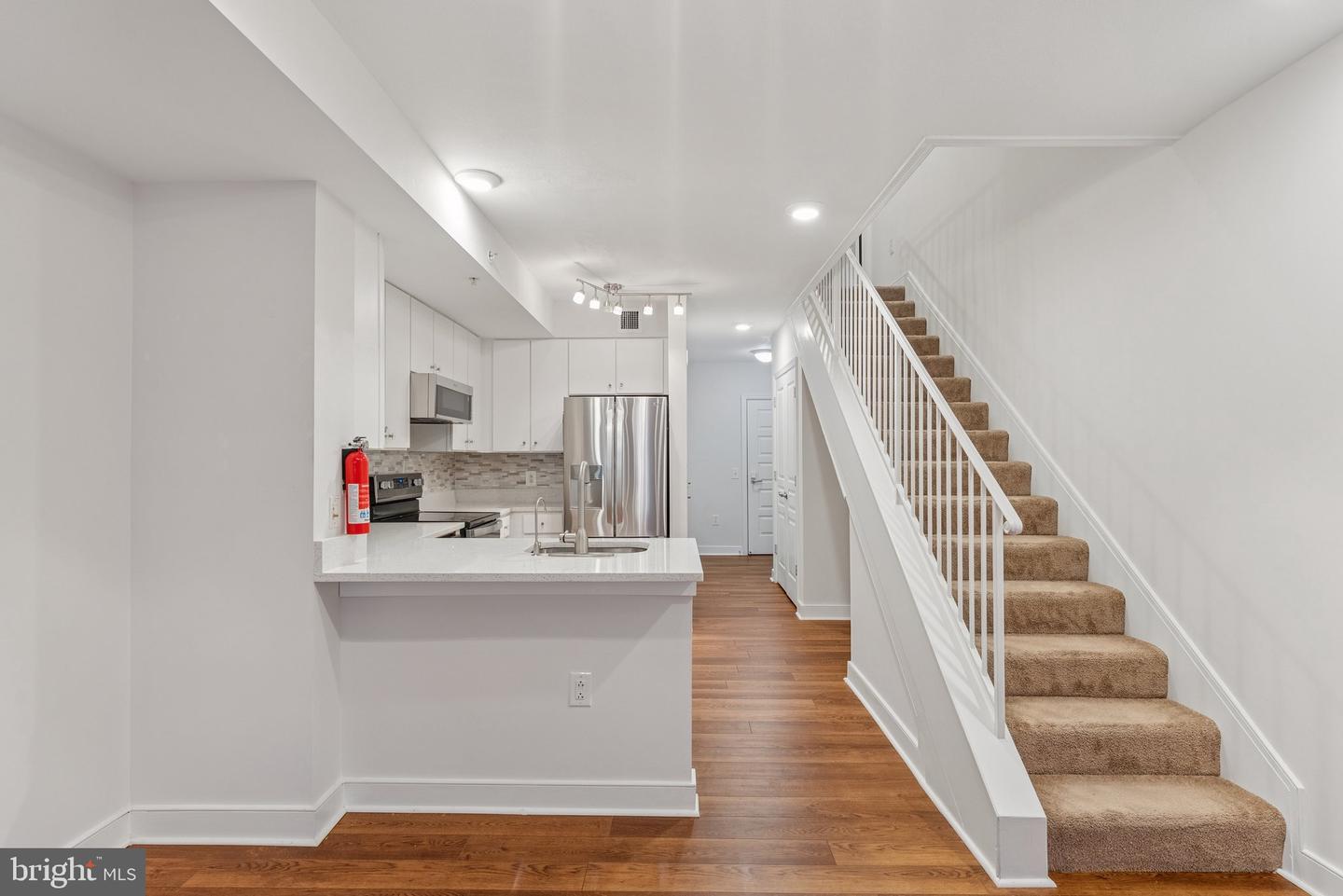 616 E ST NW #455, WASHINGTON, District Of Columbia 20004, 2 Bedrooms Bedrooms, ,2 BathroomsBathrooms,Residential,For sale,616 E ST NW #455,DCDC2217180 MLS # DCDC2217180 616 E ST NW #455, WASHINGTON, District Of Columbia 20004, 2 Bedrooms Bedrooms, ,2 BathroomsBathrooms,Residential,For sale,616 E ST NW #455,DCDC2217180 MLS # DCDC2217180