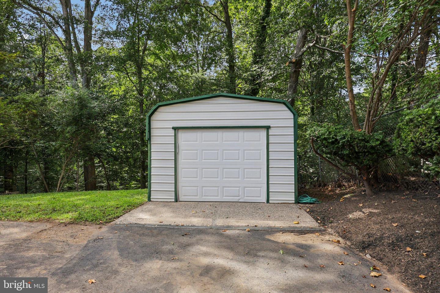 3555 FORESTDALE AVE, WOODBRIDGE, Virginia 22193, 3 Bedrooms Bedrooms, 11 Rooms Rooms,1 BathroomBathrooms,Residential,For sale,3555 FORESTDALE AVE,VAPW2102822 MLS # VAPW2102822