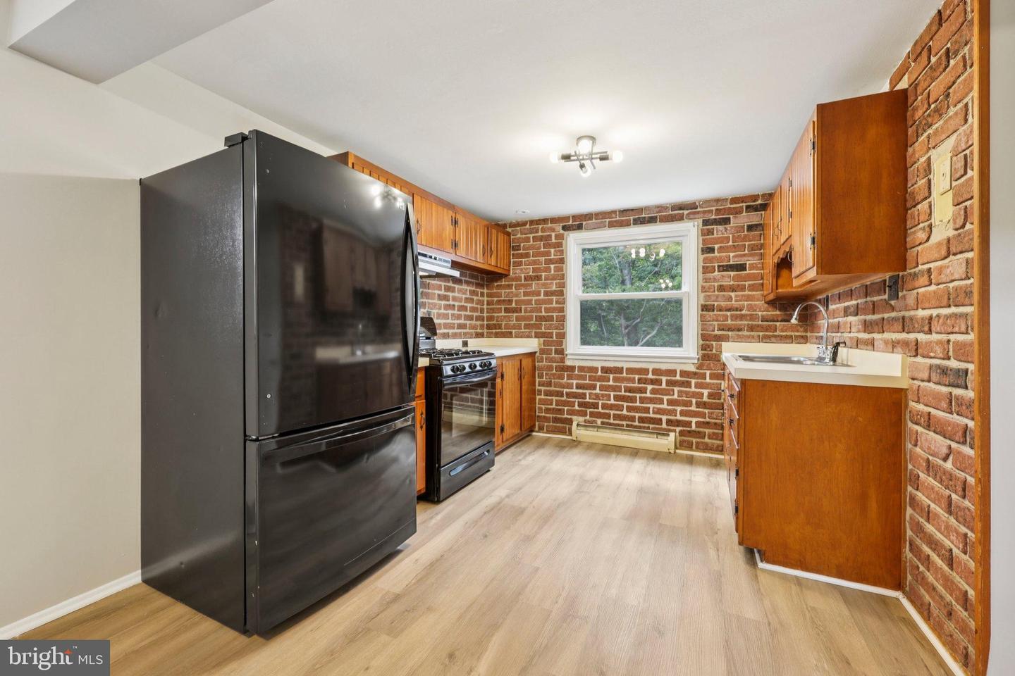 3555 FORESTDALE AVE, WOODBRIDGE, Virginia 22193, 3 Bedrooms Bedrooms, 11 Rooms Rooms,1 BathroomBathrooms,Residential,For sale,3555 FORESTDALE AVE,VAPW2102822 MLS # VAPW2102822