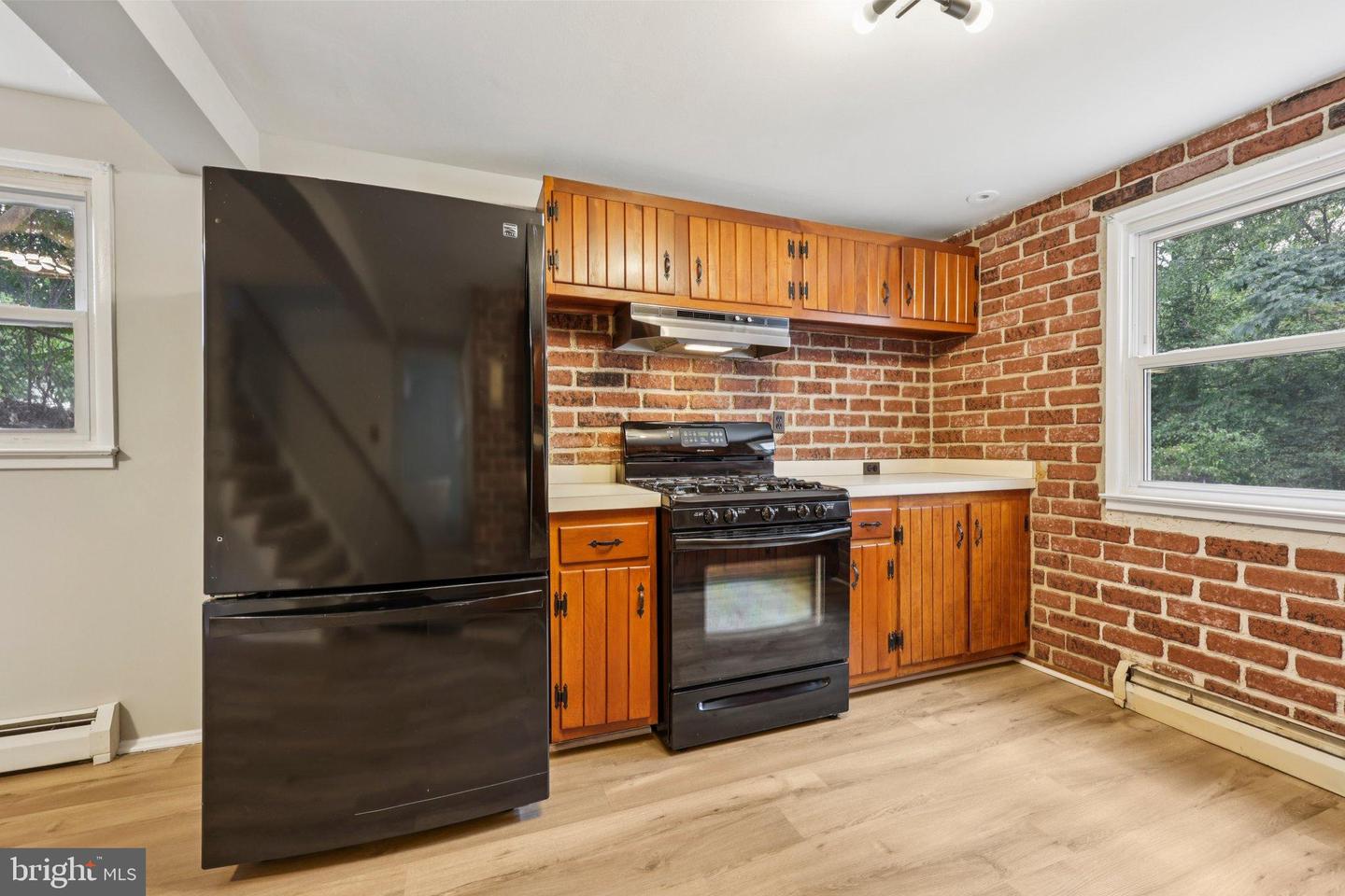 3555 FORESTDALE AVE, WOODBRIDGE, Virginia 22193, 3 Bedrooms Bedrooms, 11 Rooms Rooms,1 BathroomBathrooms,Residential,For sale,3555 FORESTDALE AVE,VAPW2102822 MLS # VAPW2102822