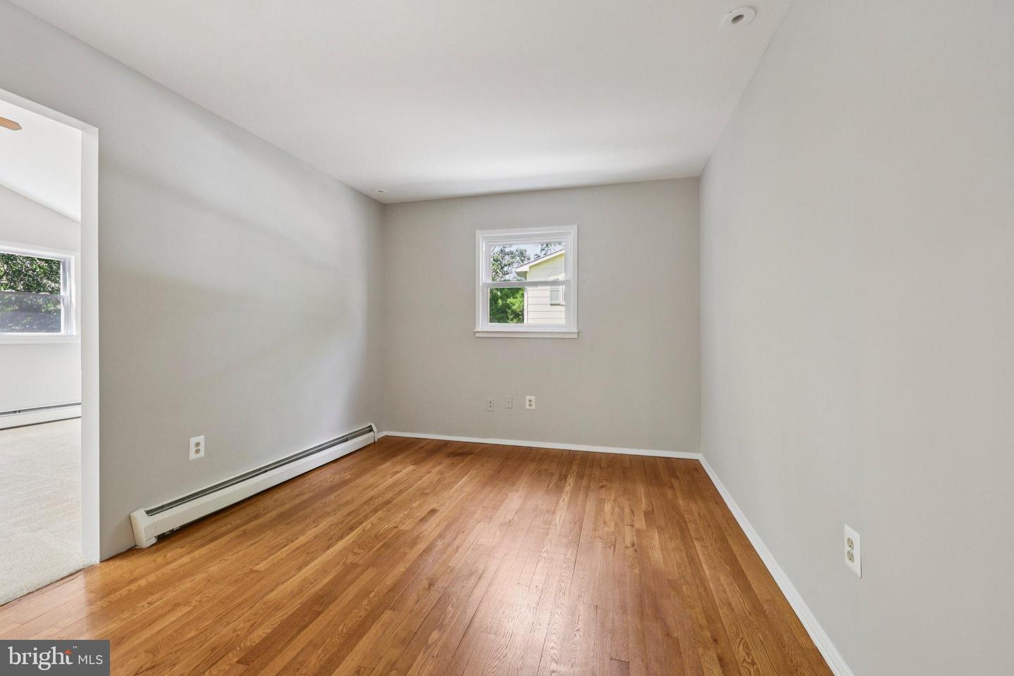 3555 FORESTDALE AVE, WOODBRIDGE, Virginia 22193, 3 Bedrooms Bedrooms, 11 Rooms Rooms,1 BathroomBathrooms,Residential,For sale,3555 FORESTDALE AVE,VAPW2102822 MLS # VAPW2102822