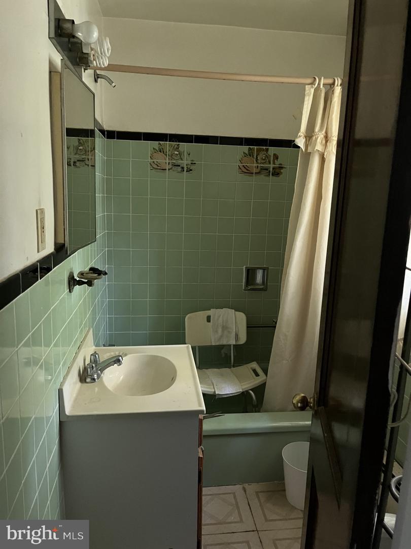 4601 JAY ST NE, WASHINGTON, District Of Columbia 20019, 3 Bedrooms Bedrooms, ,1 BathroomBathrooms,Residential,For sale,4601 JAY ST NE,DCDC2217190 MLS # DCDC2217190