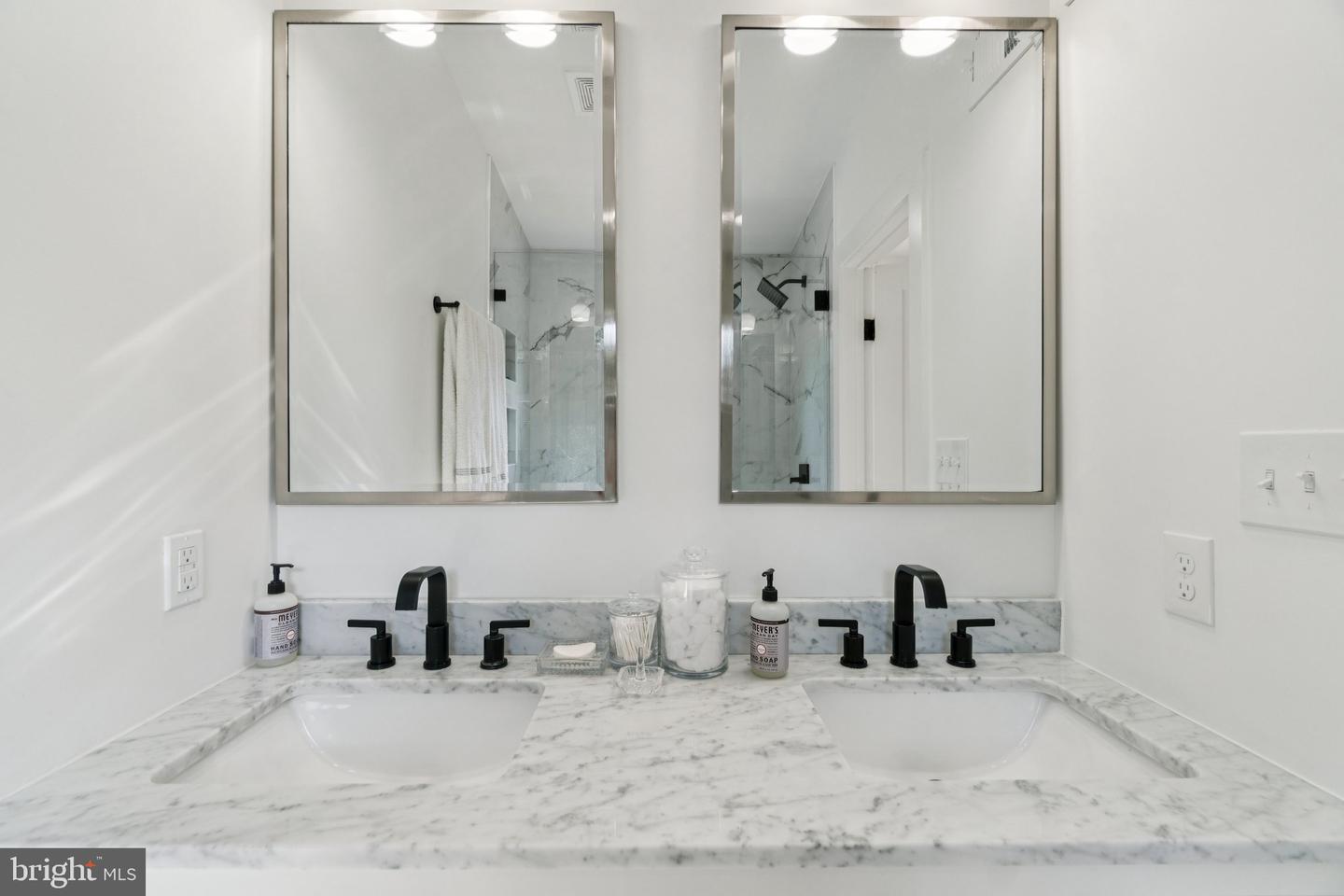 2410 37TH ST NW, WASHINGTON, District Of Columbia 20007, 4 Bedrooms Bedrooms, ,3 BathroomsBathrooms,Residential,For sale,2410 37TH ST NW,DCDC2217216 MLS # DCDC2217216