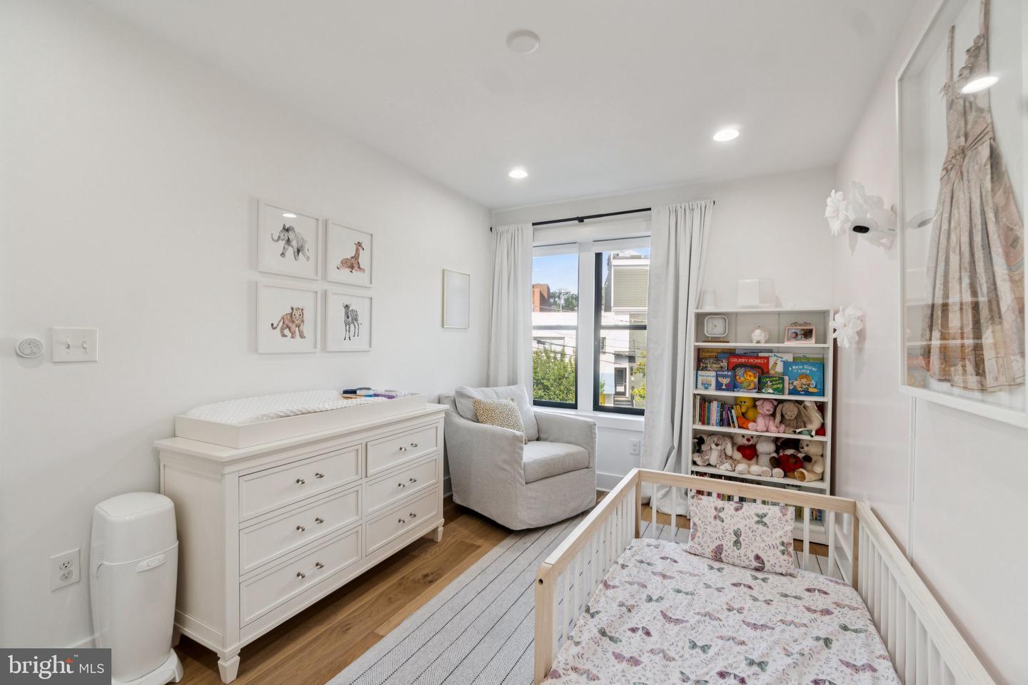 2410 37TH ST NW, WASHINGTON, District Of Columbia 20007, 4 Bedrooms Bedrooms, ,3 BathroomsBathrooms,Residential,For sale,2410 37TH ST NW,DCDC2217216 MLS # DCDC2217216