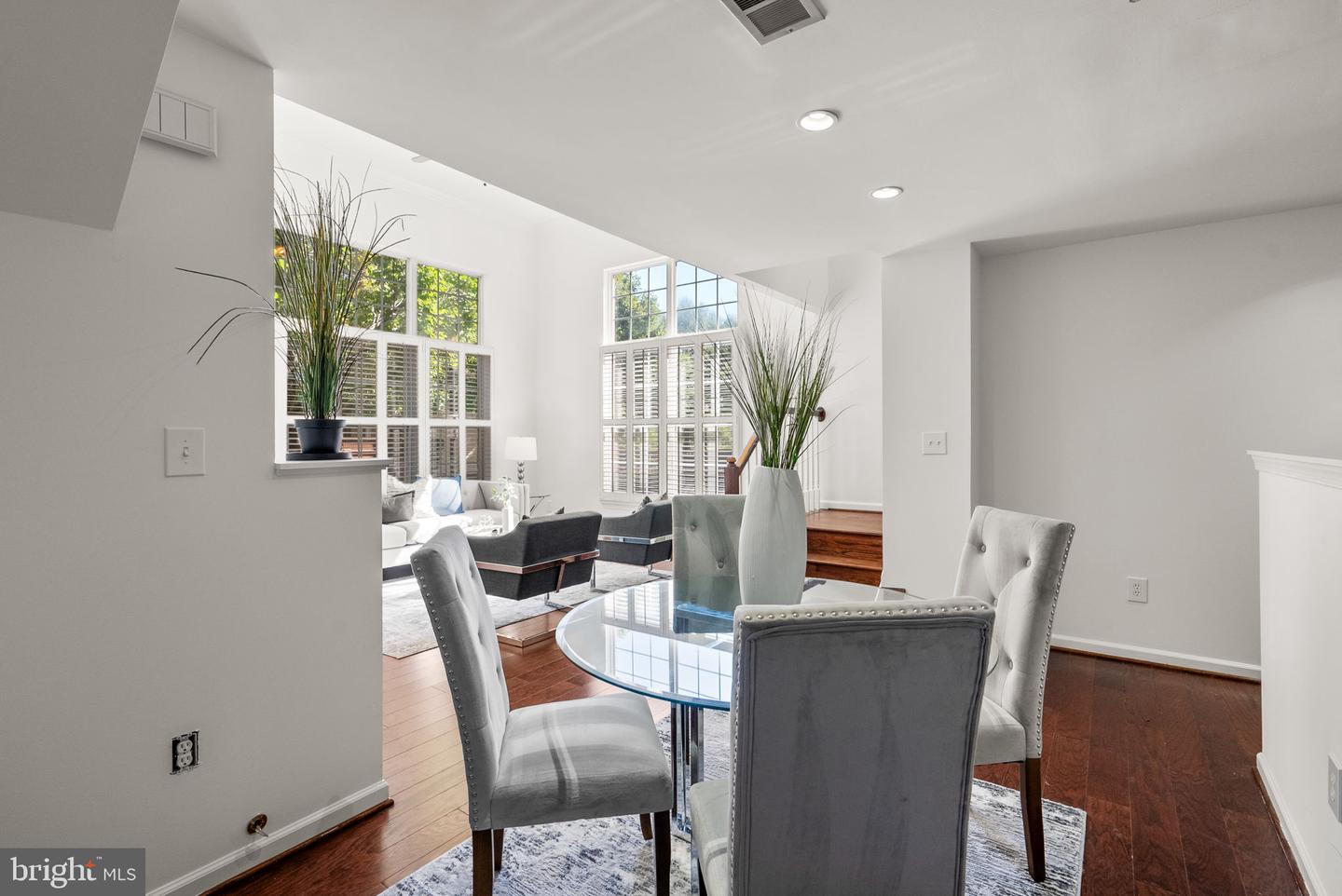 4906 JOHN TICER DR #A, ALEXANDRIA, Virginia 22304, 2 Bedrooms Bedrooms, ,2 BathroomsBathrooms,Residential,For sale,4906 JOHN TICER DR #A,VAAX2049106 MLS # VAAX2049106