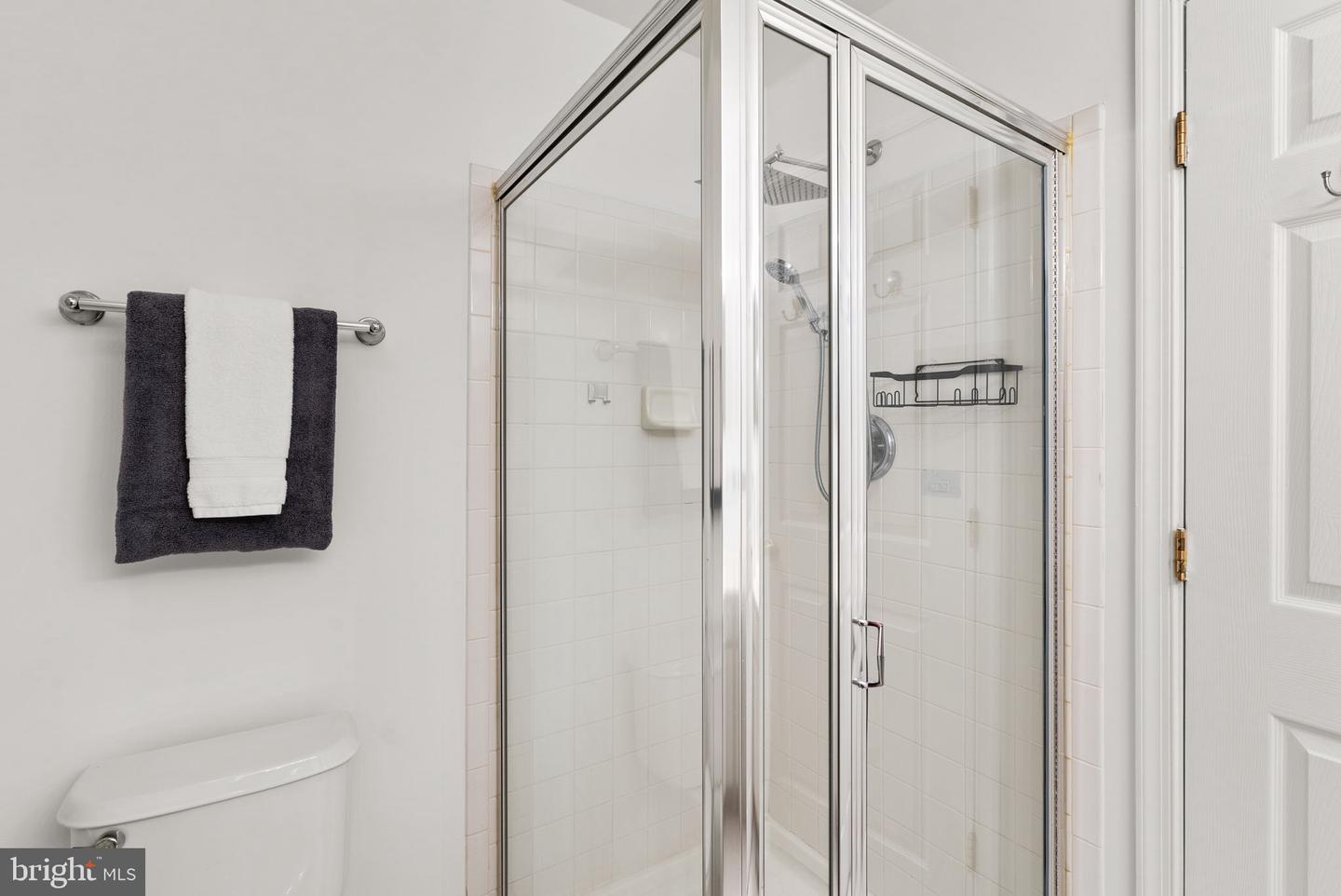 4906 JOHN TICER DR #A, ALEXANDRIA, Virginia 22304, 2 Bedrooms Bedrooms, ,2 BathroomsBathrooms,Residential,For sale,4906 JOHN TICER DR #A,VAAX2049106 MLS # VAAX2049106