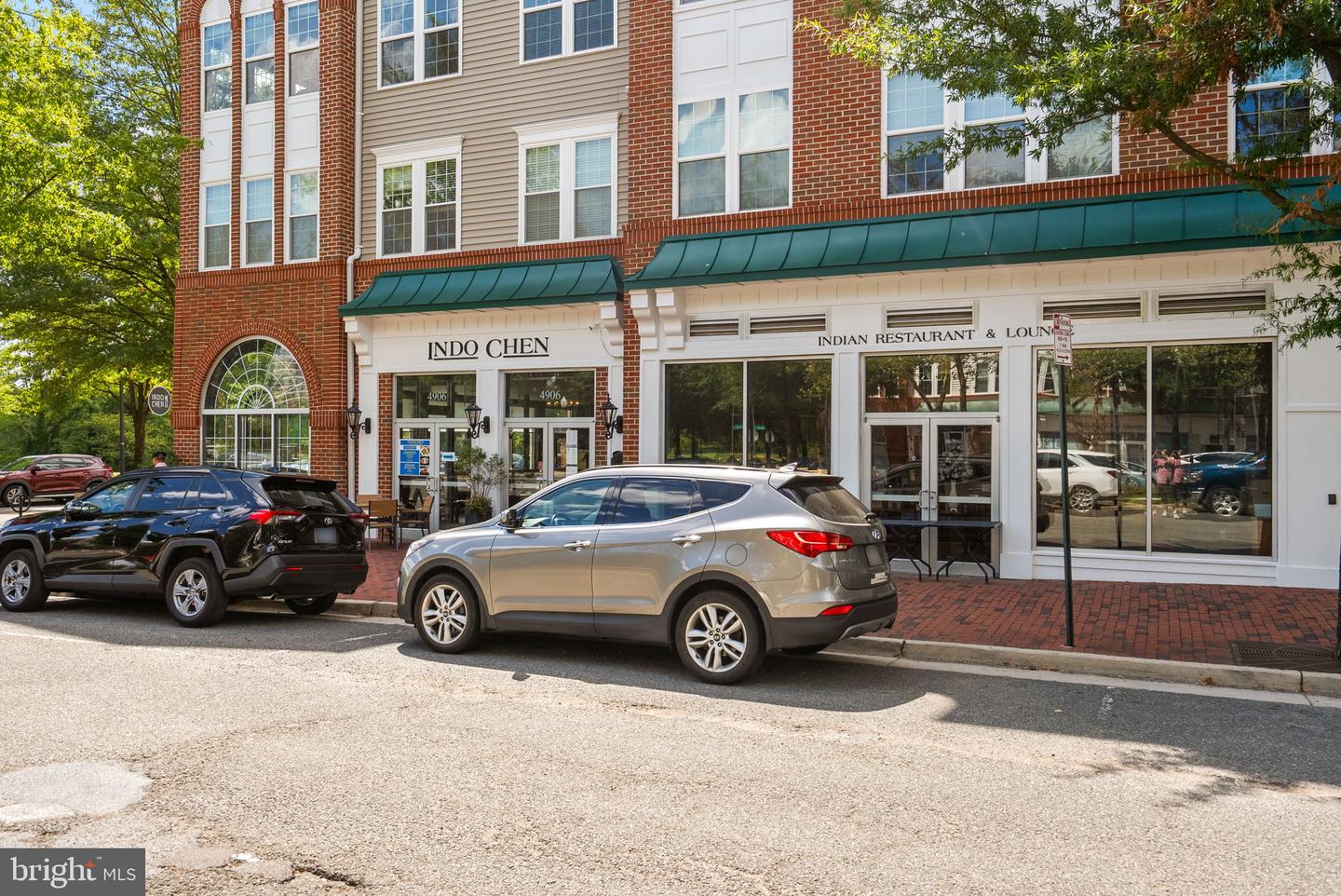 4906 JOHN TICER DR #A, ALEXANDRIA, Virginia 22304, 2 Bedrooms Bedrooms, ,2 BathroomsBathrooms,Residential,For sale,4906 JOHN TICER DR #A,VAAX2049106 MLS # VAAX2049106