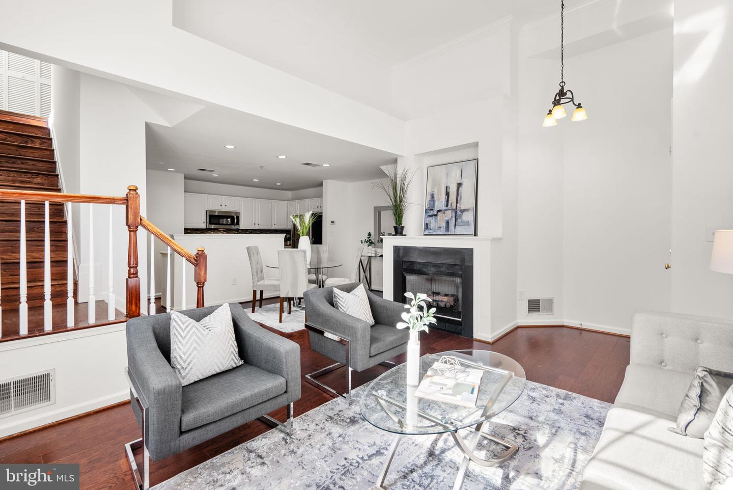 4906 JOHN TICER DR #A, ALEXANDRIA, Virginia 22304, 2 Bedrooms Bedrooms, ,2 BathroomsBathrooms,Residential,For sale,4906 JOHN TICER DR #A,VAAX2049106 MLS # VAAX2049106