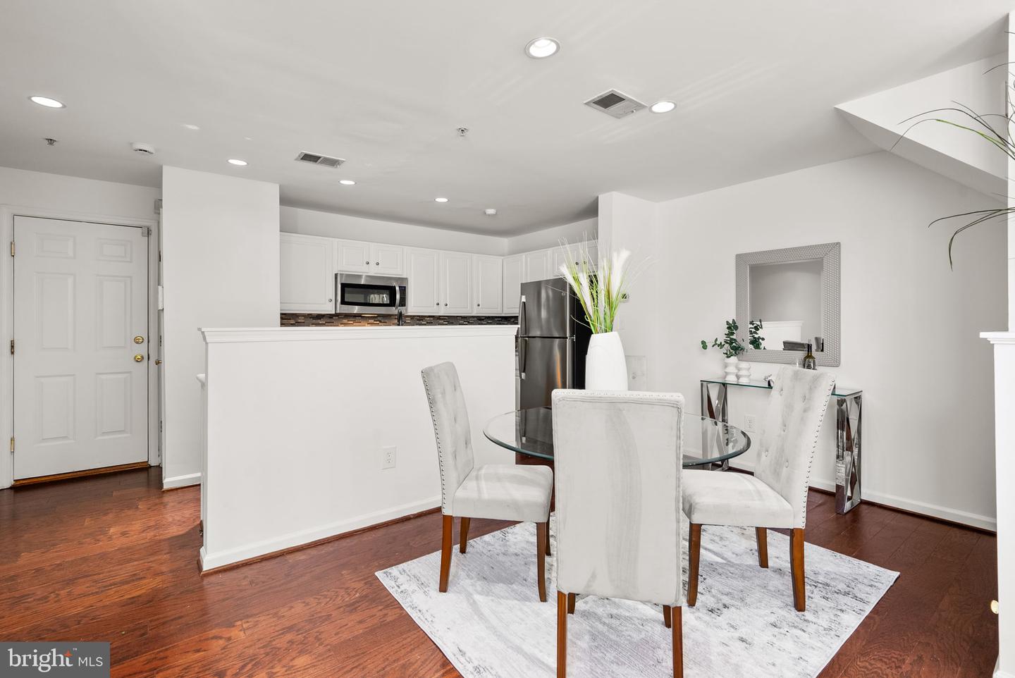 4906 JOHN TICER DR #A, ALEXANDRIA, Virginia 22304, 2 Bedrooms Bedrooms, ,2 BathroomsBathrooms,Residential,For sale,4906 JOHN TICER DR #A,VAAX2049106 MLS # VAAX2049106