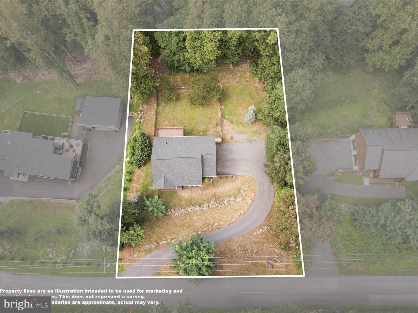 37 SALT LICK RD, FRONT ROYAL, Virginia 22630, 3 Bedrooms Bedrooms, ,2 BathroomsBathrooms,Residential,For sale,37 SALT LICK RD,VAWR2012138 MLS # VAWR2012138