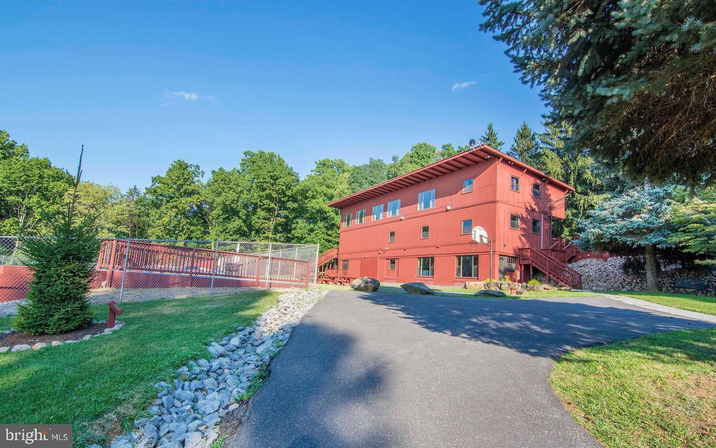 37 SALT LICK RD, FRONT ROYAL, Virginia 22630, 3 Bedrooms Bedrooms, ,2 BathroomsBathrooms,Residential,For sale,37 SALT LICK RD,VAWR2012138 MLS # VAWR2012138