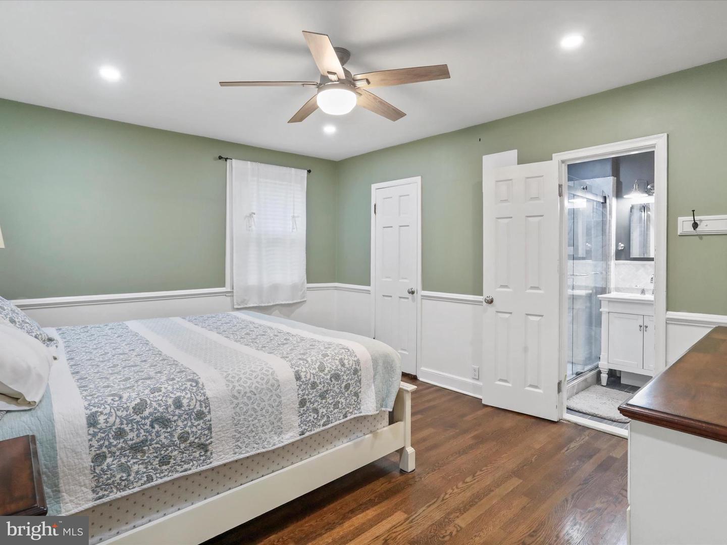 113 W 1ST ST, FRONT ROYAL, Virginia 22630, 5 Bedrooms Bedrooms, ,5 BathroomsBathrooms,Residential,For sale,113 W 1ST ST,VAWR2012142 MLS # VAWR2012142