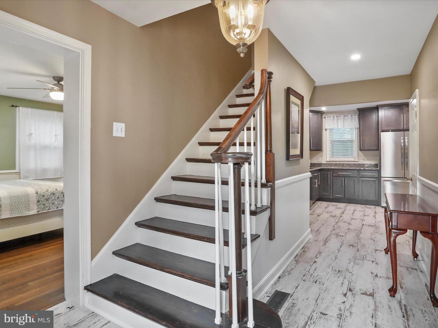 113 W 1ST ST, FRONT ROYAL, Virginia 22630, 5 Bedrooms Bedrooms, ,5 BathroomsBathrooms,Residential,For sale,113 W 1ST ST,VAWR2012142 MLS # VAWR2012142