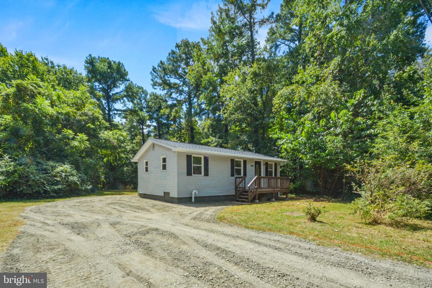 248 MONROE BAY CIR, COLONIAL BEACH, Virginia 22443, 3 Bedrooms Bedrooms, 5 Rooms Rooms,1 BathroomBathrooms,Residential,For sale,248 MONROE BAY CIR,VAWE2009644 MLS # VAWE2009644