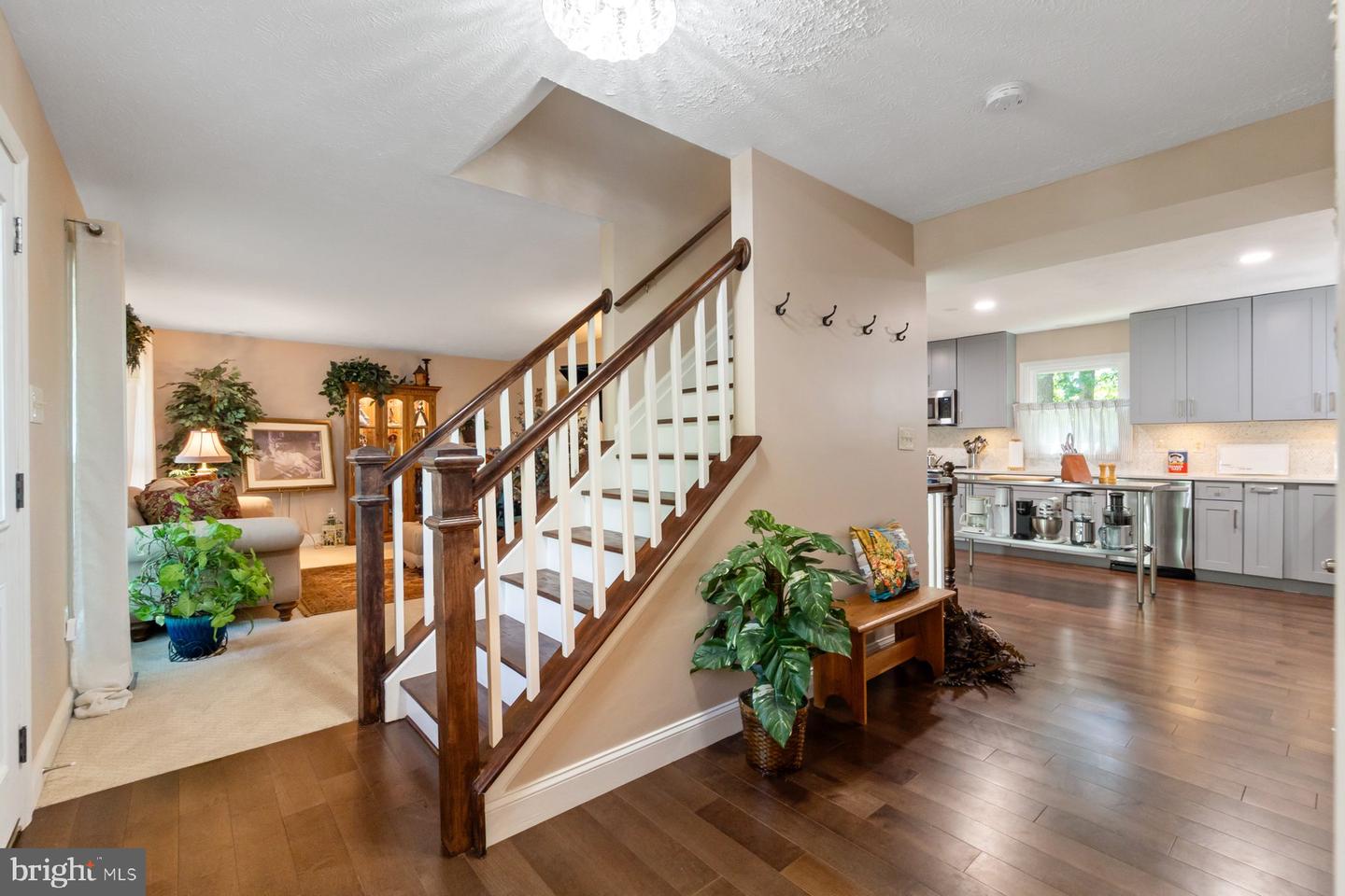 7265 YOLA LN, MANASSAS, Virginia 20111, 4 Bedrooms Bedrooms, ,3 BathroomsBathrooms,Residential,For sale,7265 YOLA LN,VAPW2102882 MLS # VAPW2102882