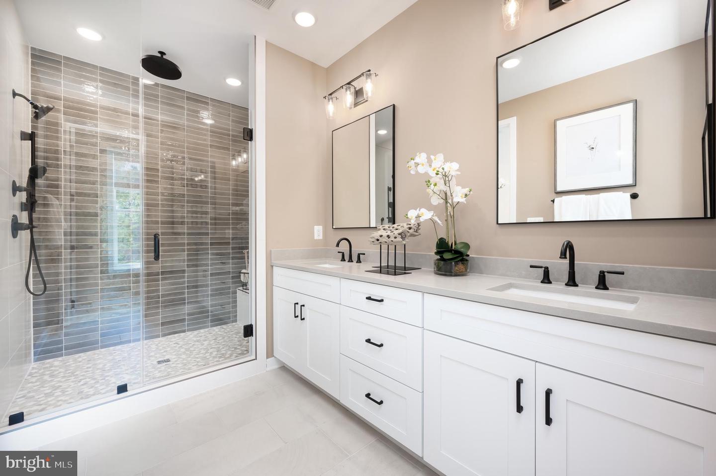 1641 FELLOWSHIP SQ, RESTON, Virginia 20190, 3 Bedrooms Bedrooms, ,3 BathroomsBathrooms,Residential,For sale,1641 FELLOWSHIP SQ,VAFX2264016 MLS # VAFX2264016